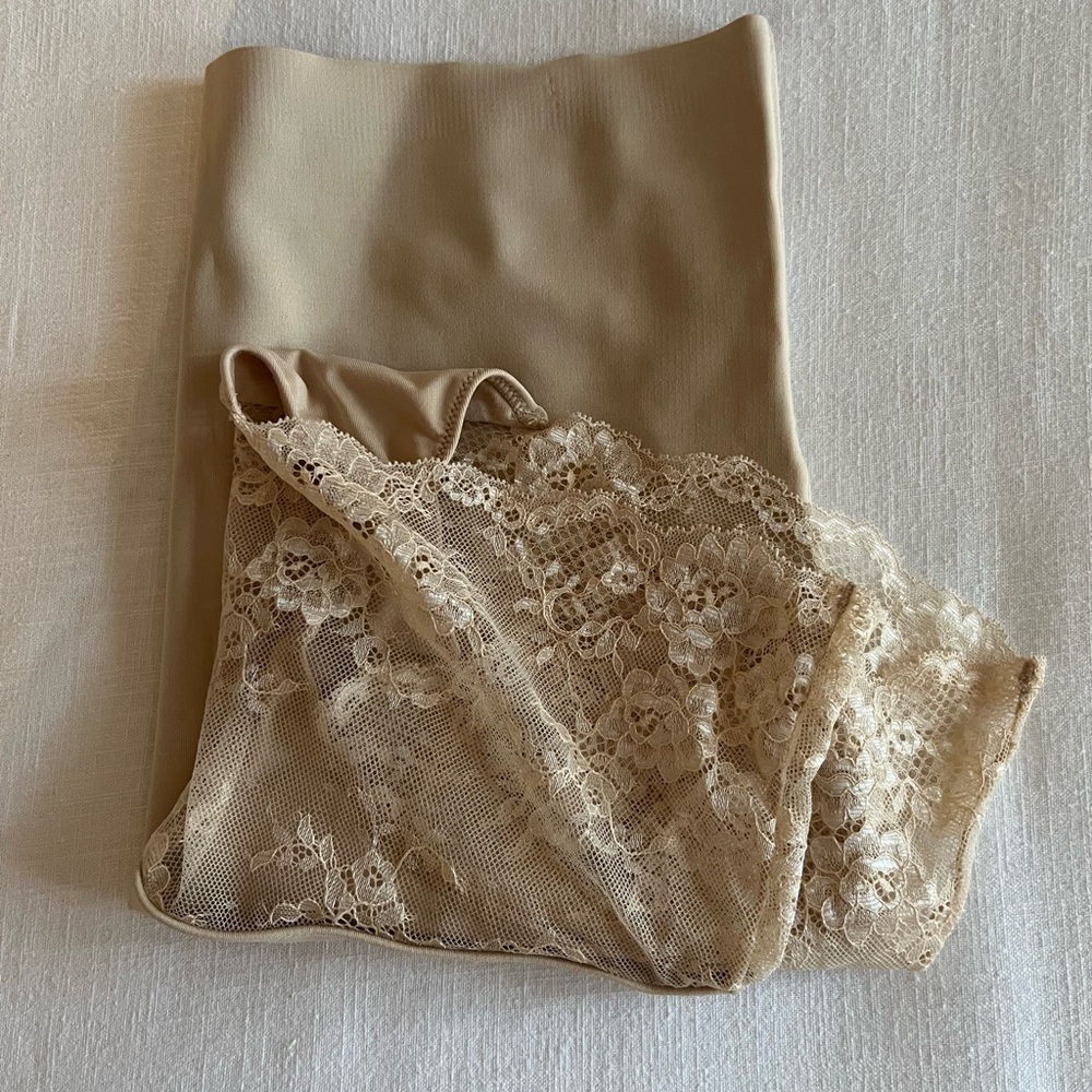 NWT, Maidenform Nude Lace High-Waist Shapewear